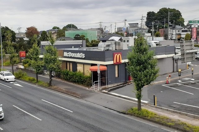 マクドナルド大宮バイパス宮原店まで850m