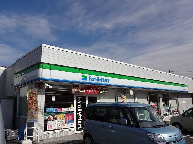 ファミリーマート  松本桐店まで500m