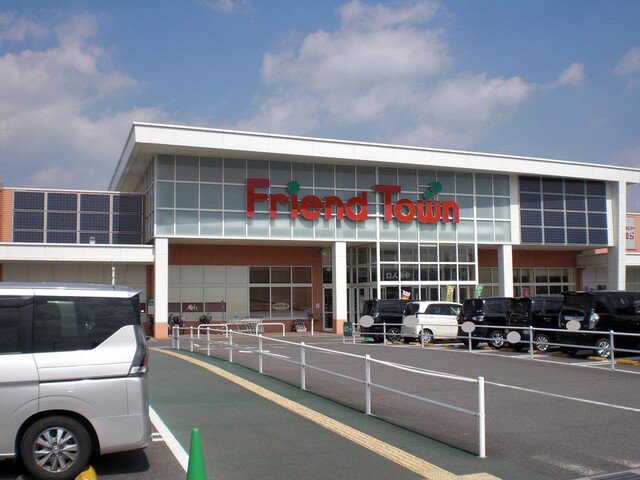 フレンドタウン　瀬田川店まで850m