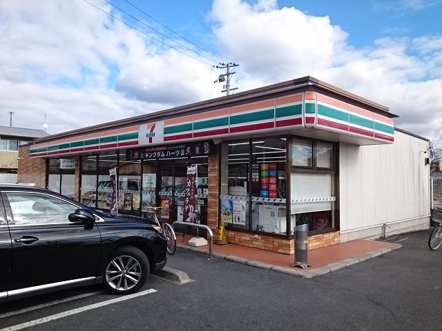 セブンイレブン守山古高町店まで775m
