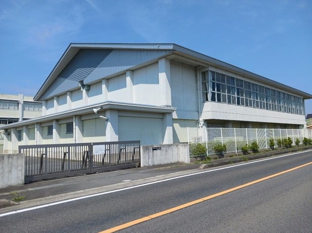 鈴鹿市立長太小学校まで550m