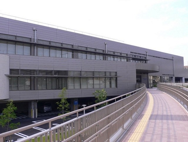 浜松市立城北図書館まで1800m