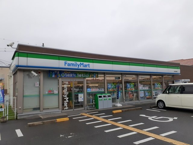 ファミリーマート様まで478m