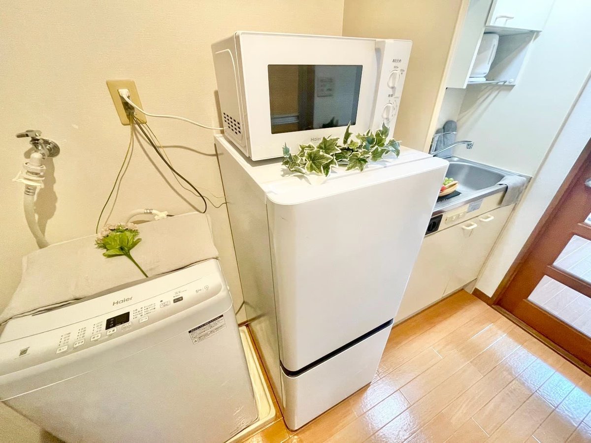 ※撮影用の観察植物・食器調理器具・雑貨類等はございません。※写真は現況優先