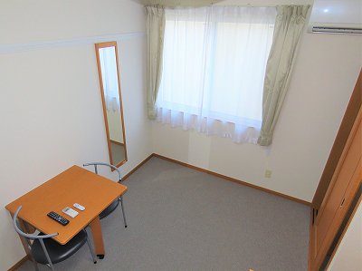 ベッド上からのアングルです