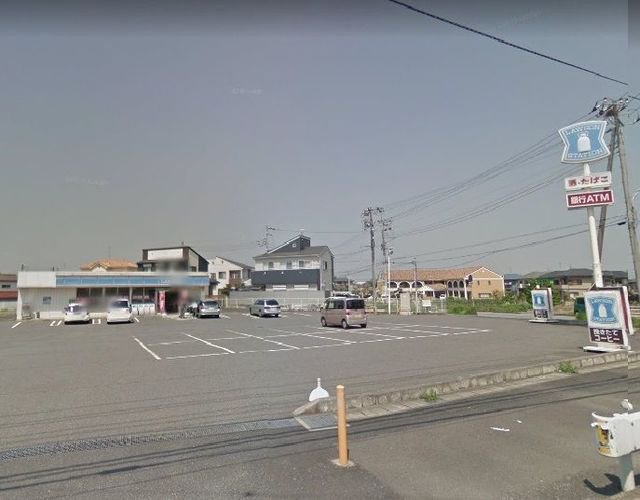 ローソン市原出津店まで190m