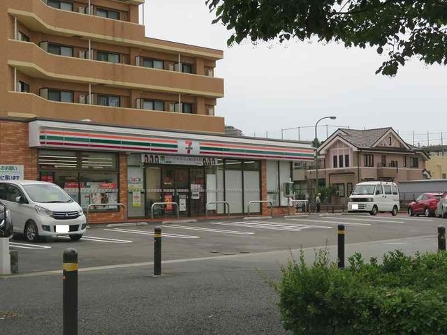 セブンイレブンまで600m