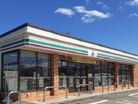 セブンイレブン富山町村１丁目店まで160m