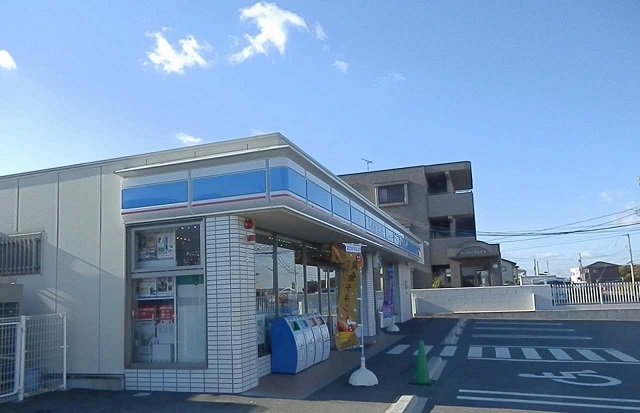 ローソンまで1100m