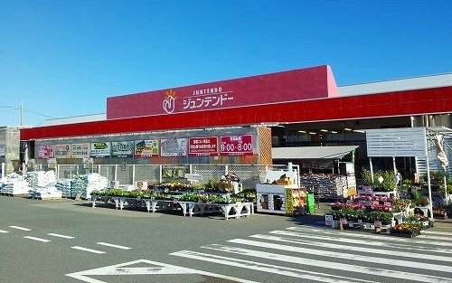 ジュンテンドーまで750m