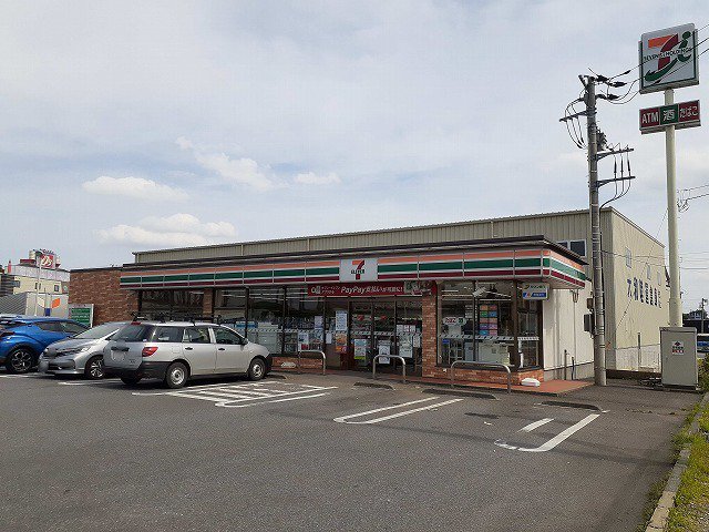セブンイレブン谷和原インター店まで900m