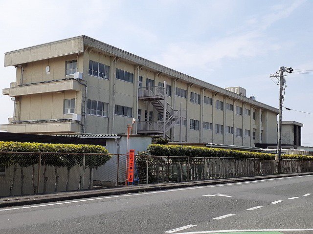 浜松市立北浜南小学校まで700m