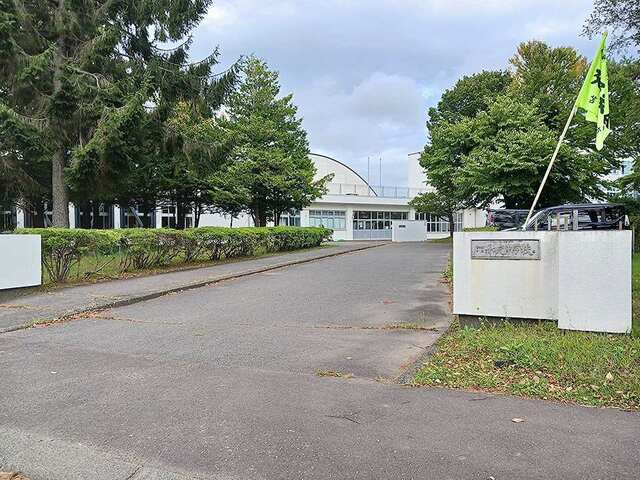 和光中学校まで700m