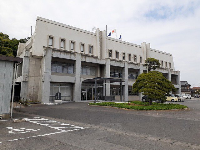 潮来市役所まで2500m