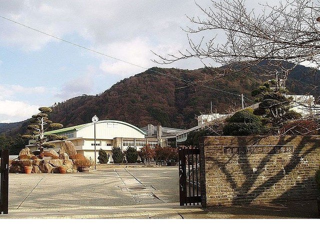 兵庫県立神戸北高等学校様まで500m