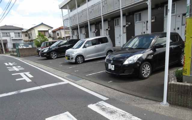 同タイプ部屋の写真となり設備等は現況と異なる場合があります。