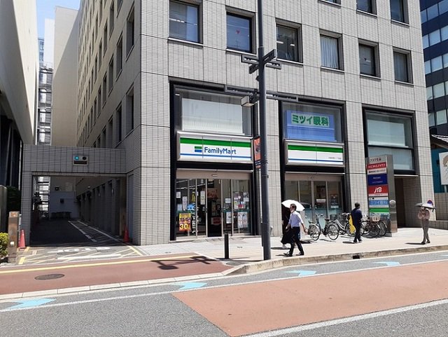 ファミマ　大宮仲町2丁目店まで550m