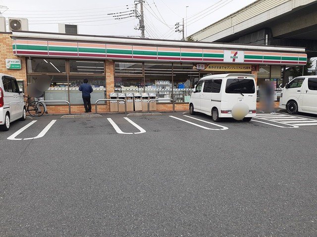 セブンイレブンまで1207m