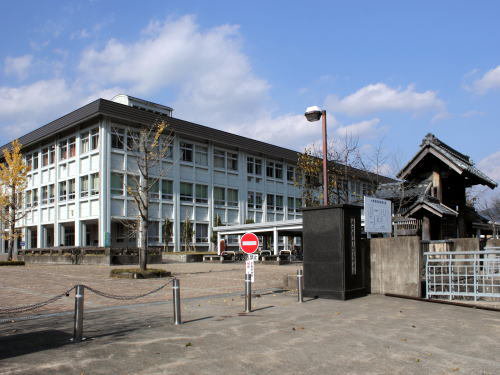福井県立大野高等学校まで270m