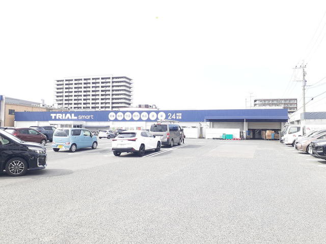 トライアル スマート粕屋店まで1500m