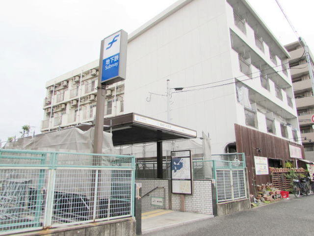 箱崎九大前駅まで850m
