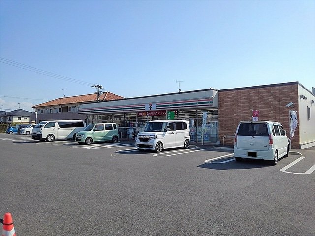 セブンイレブン中津牛神1丁目店まで300m