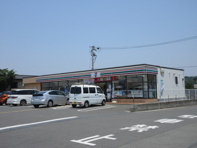 セブンイレブン荒尾打越店まで690m