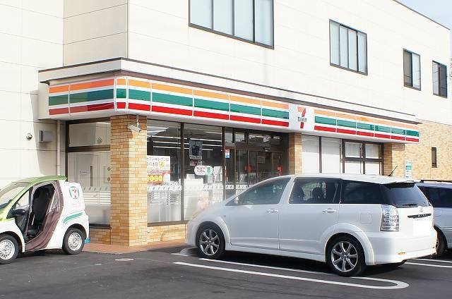 セブンイレブン前橋広瀬１丁目店まで350m