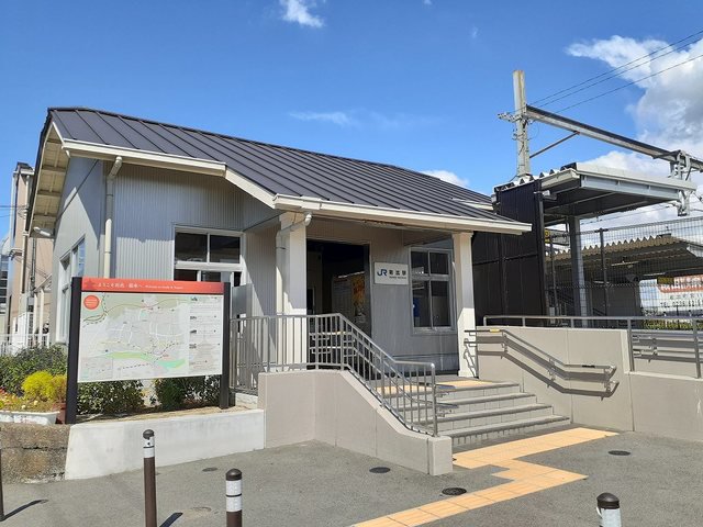 ＪＲ和歌山線　岩出駅様まで550m
