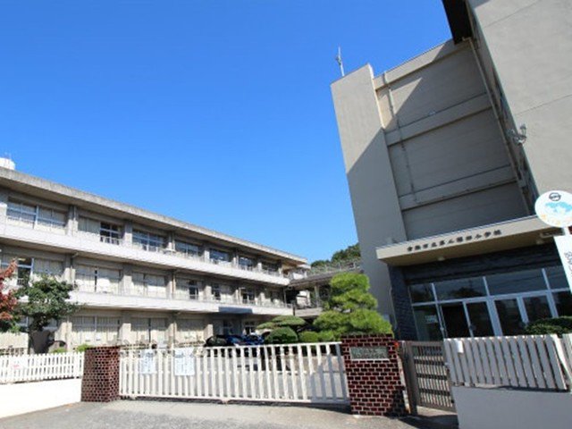 第二福田小学校まで1000m
