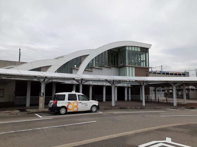 ＪＲ松任駅まで750m