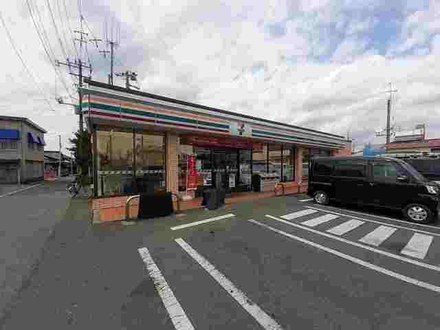 セブンイレブン館山城山公園店まで700m