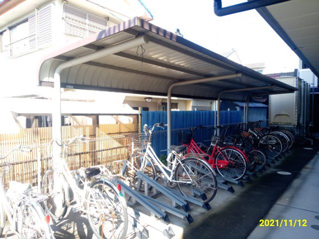 屋根付き駐輪場
