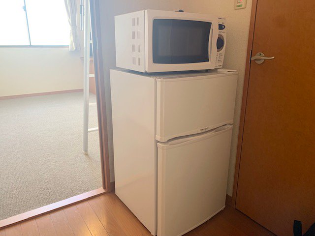 家電（冷蔵庫・電子レンジ）