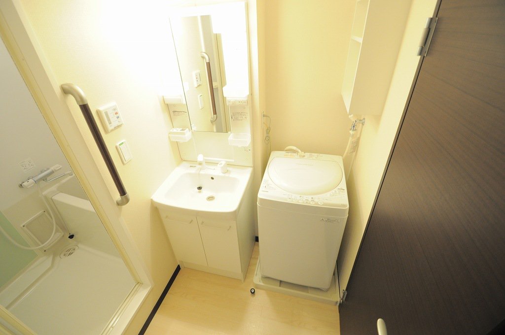 備品や設備仕様は号室等により異なります現地をご確認下さい。