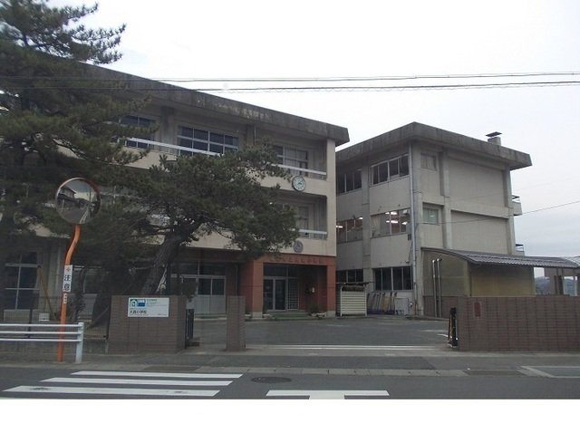 福島市立大森小学校まで750m