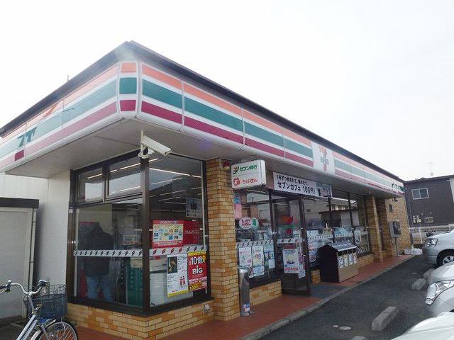 セブンイレブンまで850m