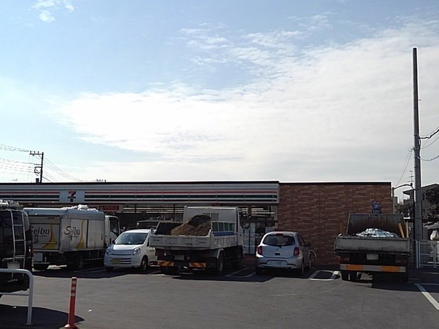 セブンイレブン三郷公園前店まで97m