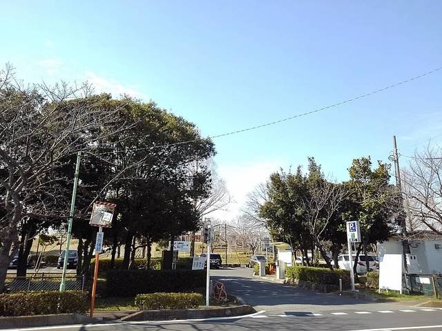みさと公園まで130m