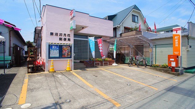 妻沼卯月花郵便局まで500m