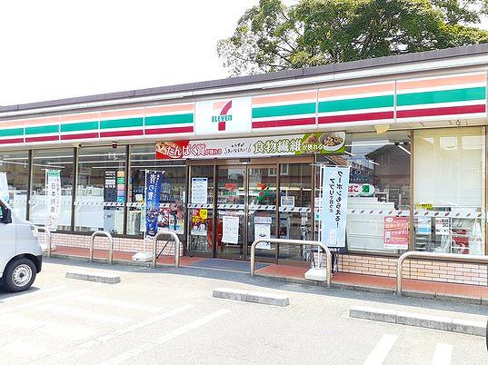 セブンイレブン　東五城店まで750m