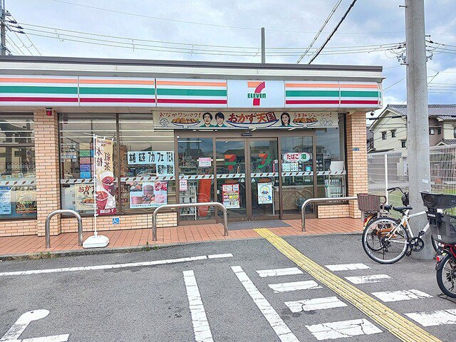 セブンイレブン天美西2丁目店様まで592m
