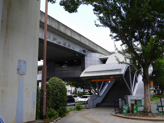 アストラムライン西原駅まで390m