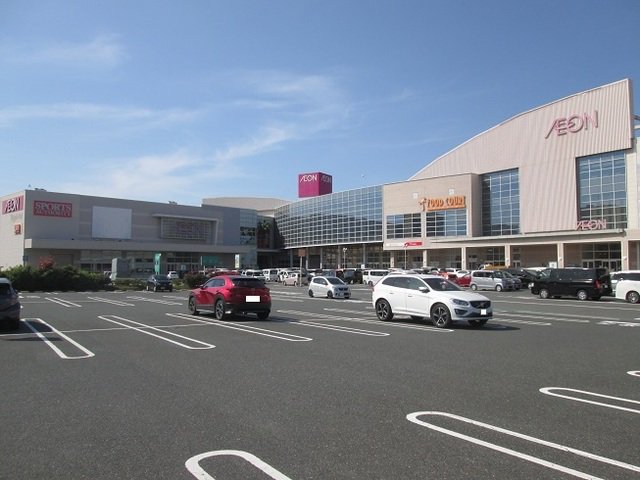 イオンまで2200m