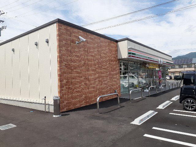 セブンイレブン　下諏訪西大路店まで650m