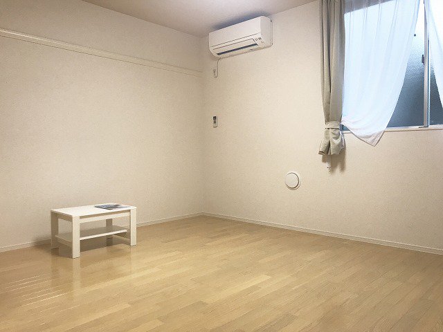 104号室