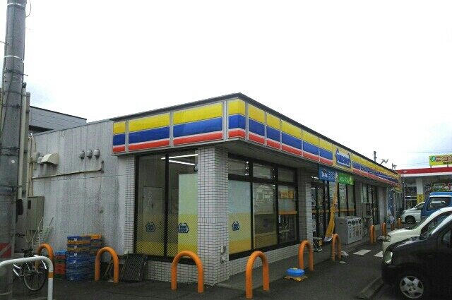 ミニストップ三島梅名店まで650m
