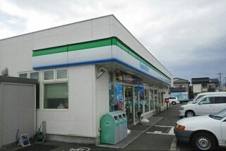 ファミリーマート三島中島店まで500m