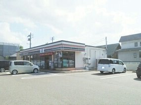 セブンイレブン　長岡関原南店まで1300m