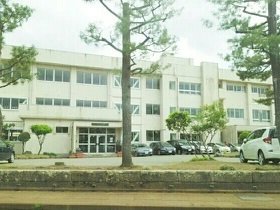 上組小学校まで280m